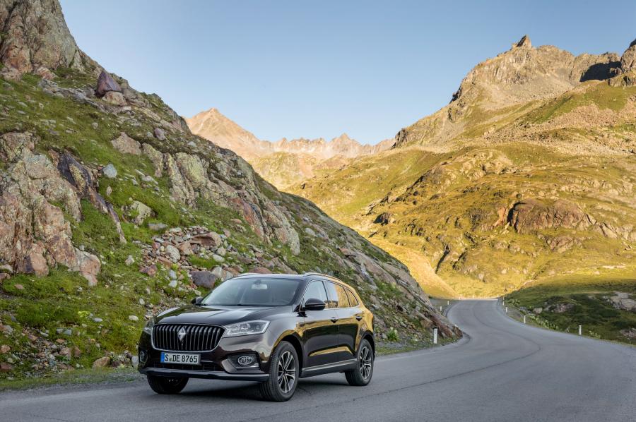  Borgward BX7 2016 года  (фото 4 из 29)